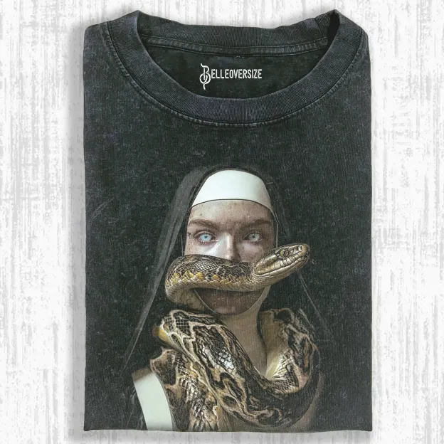 NUNS T-SHIRT