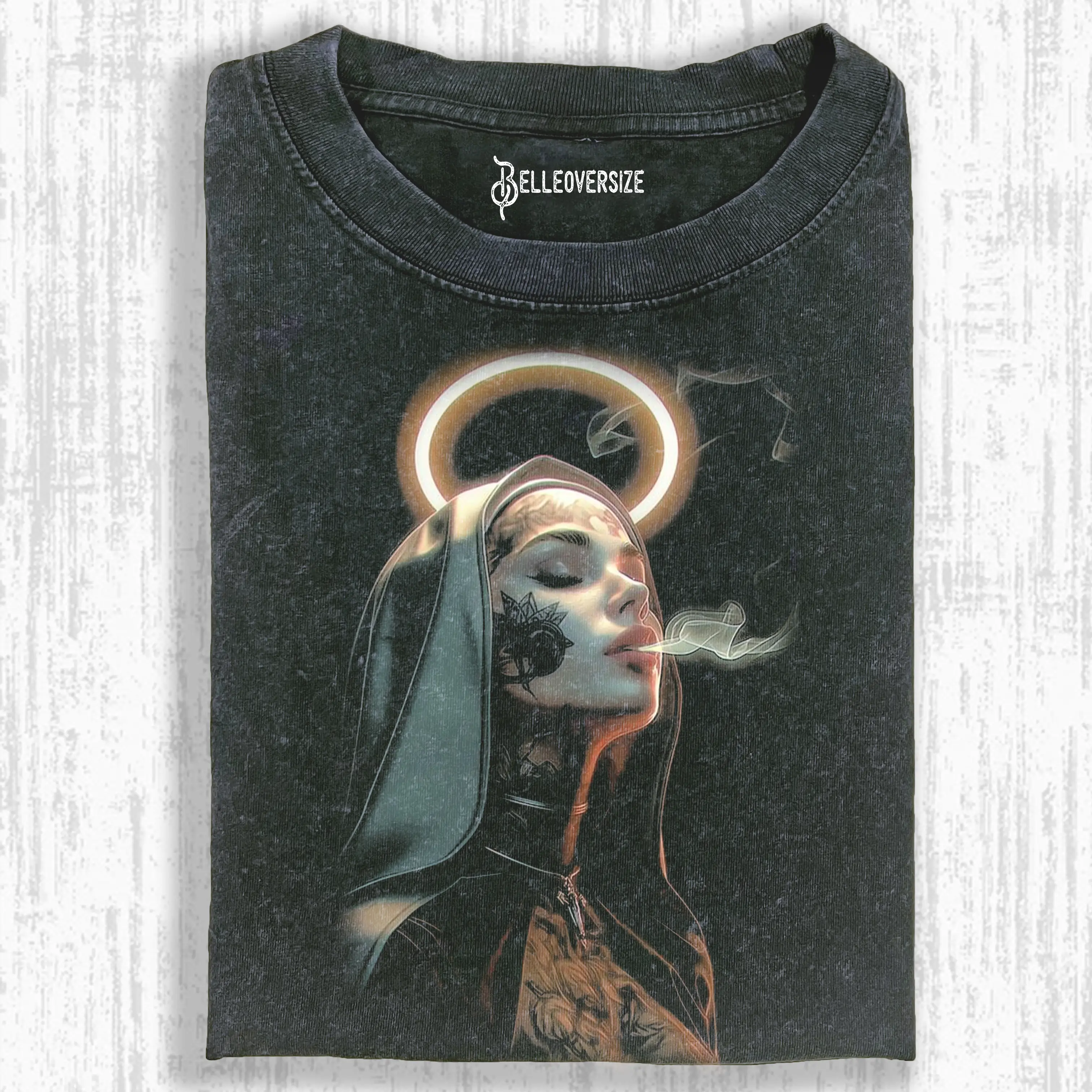 NUNS T-SHIRT 