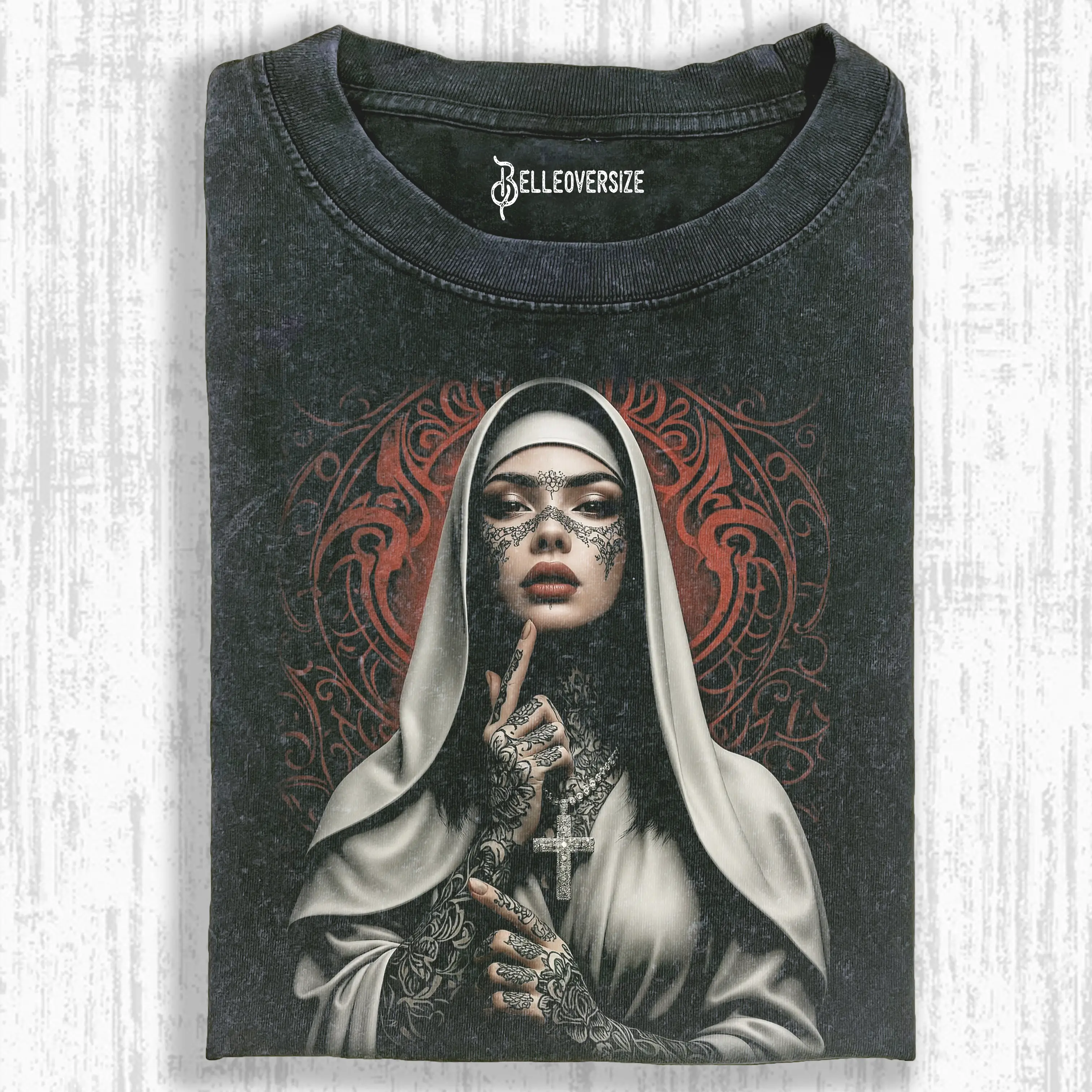 NUNS T-SHIRT 