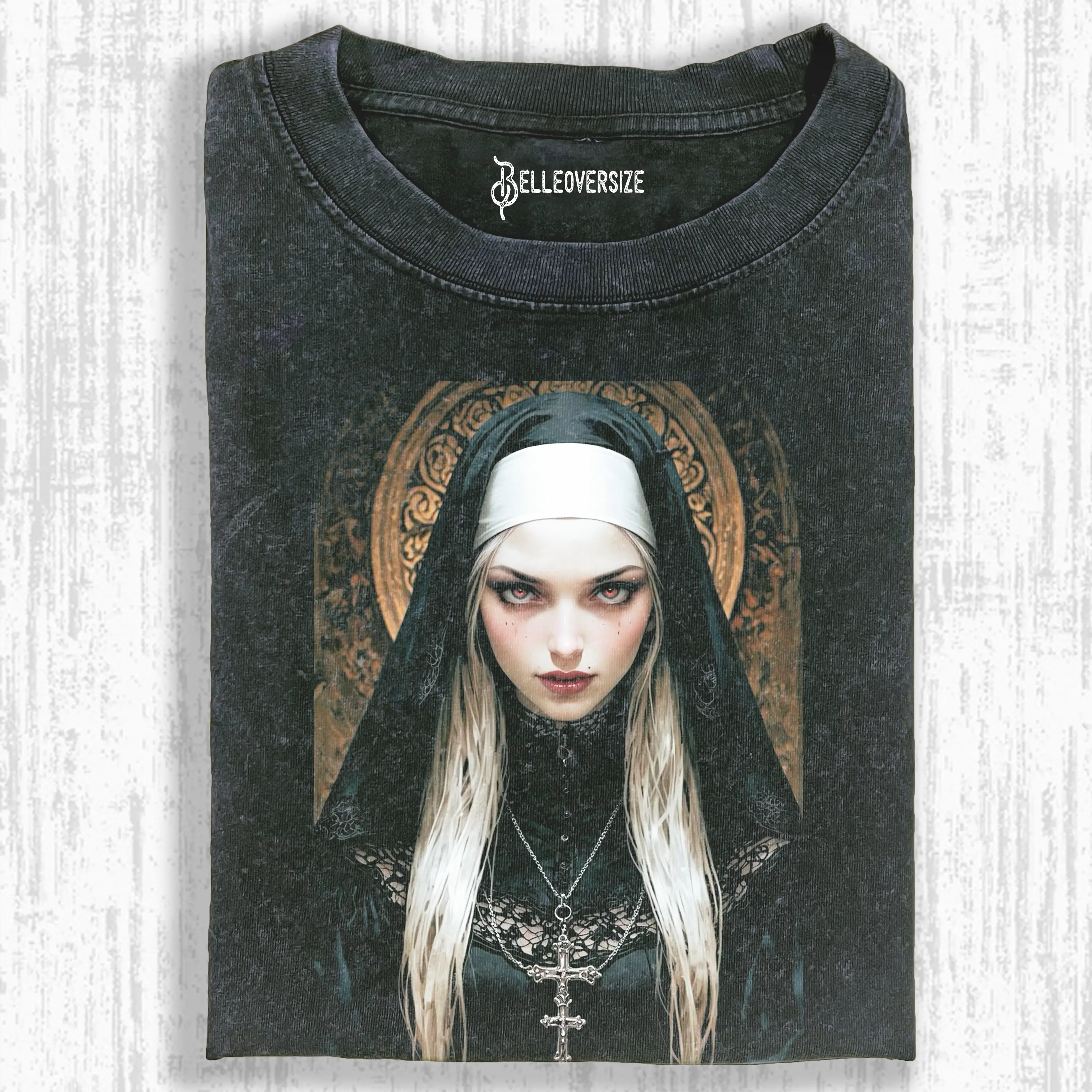 NUNS T-SHIRT