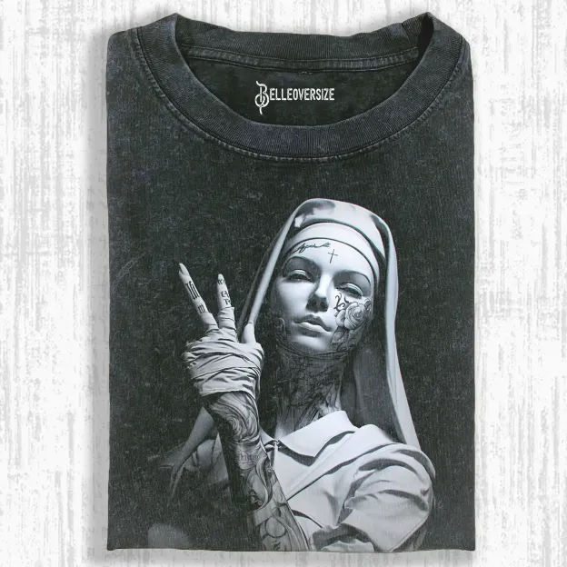 NUNS T-SHIRT 