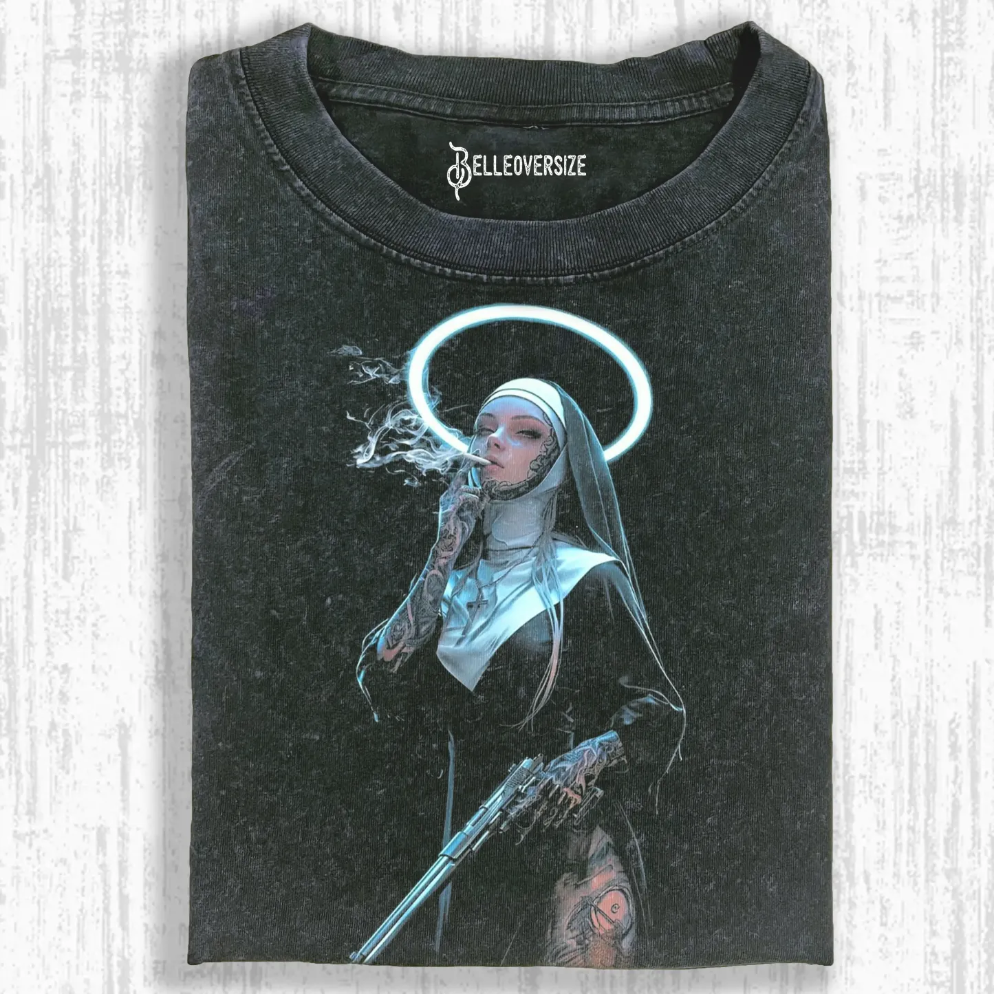 NUNS T-SHIRT