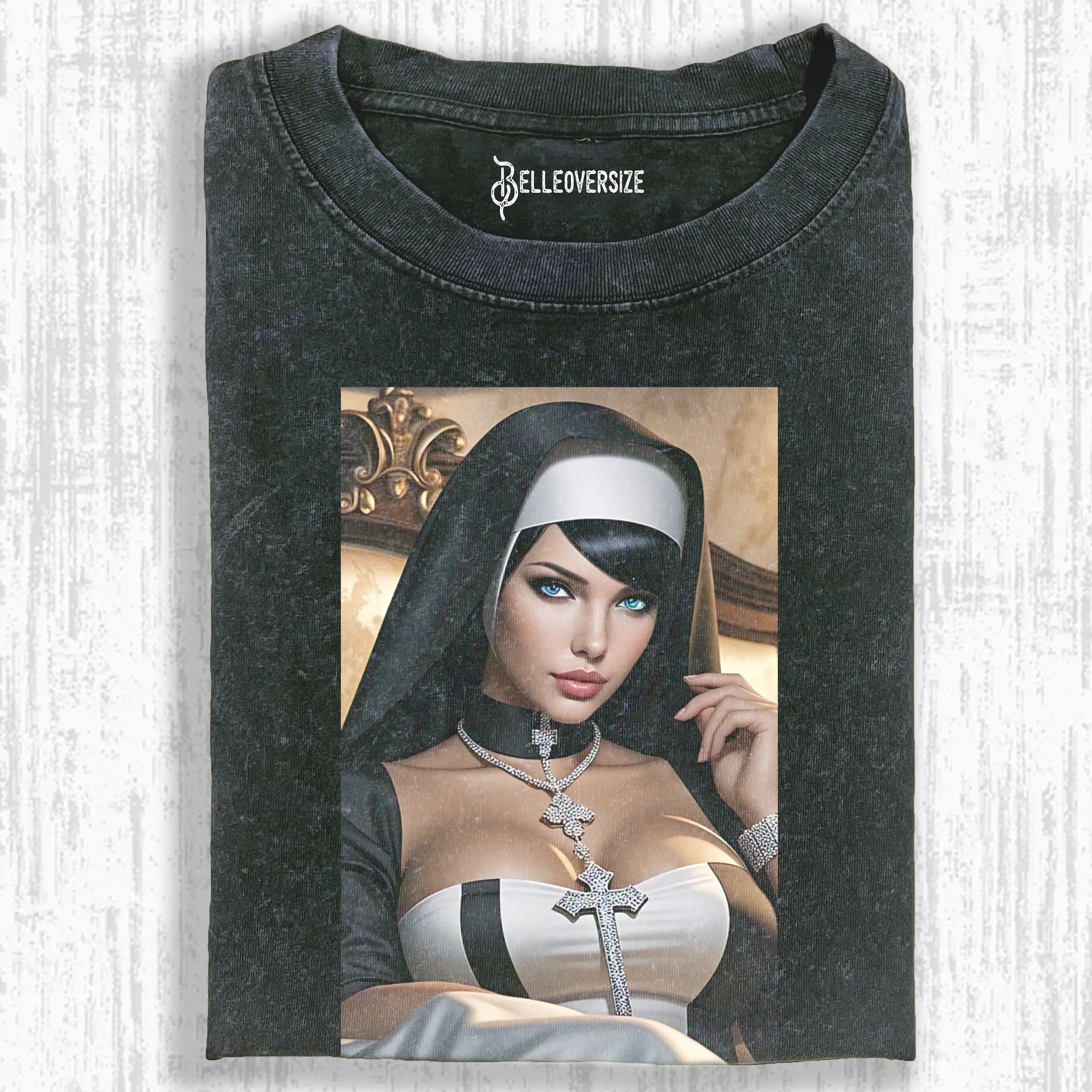 NUNS T-SHIRT
