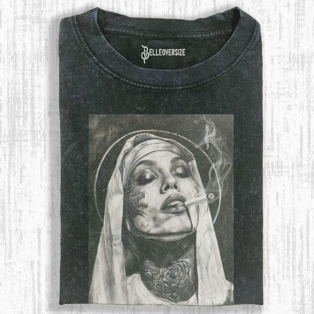 NUNS T-SHIRT
