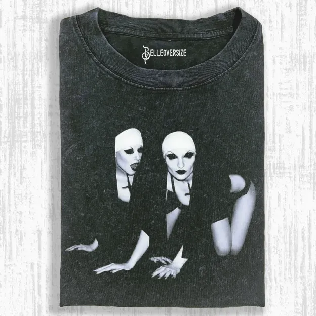 NUNS T-SHIRT
