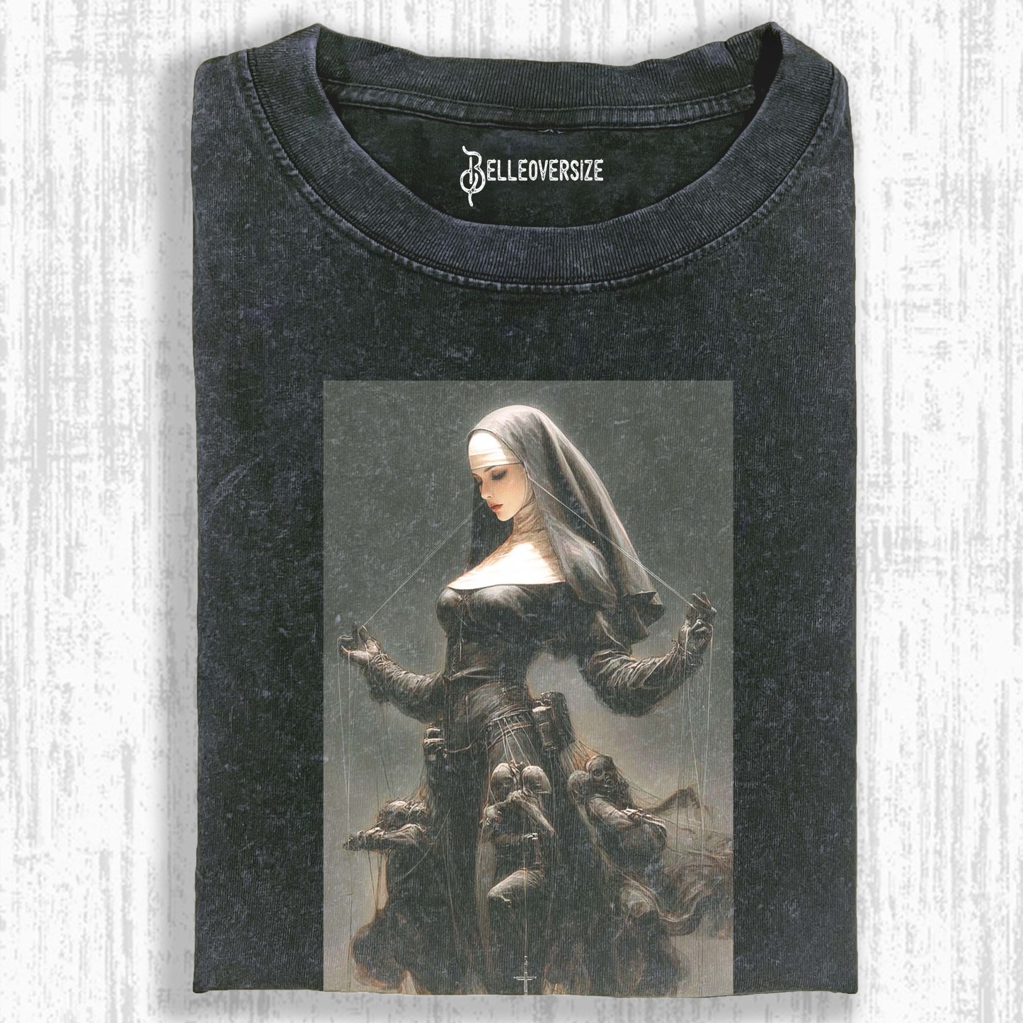 NUNS T-SHIRT