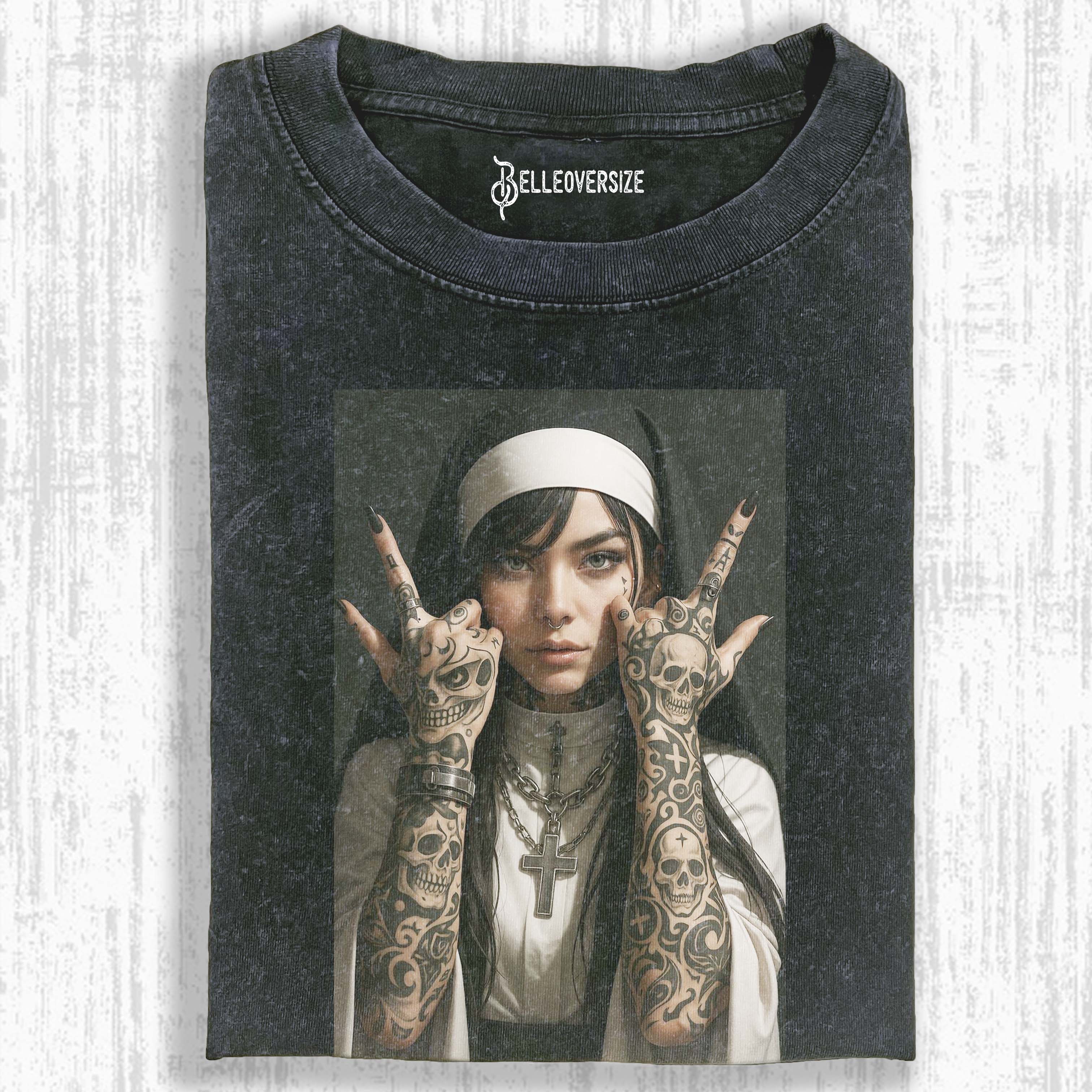NUNS T-SHIRT