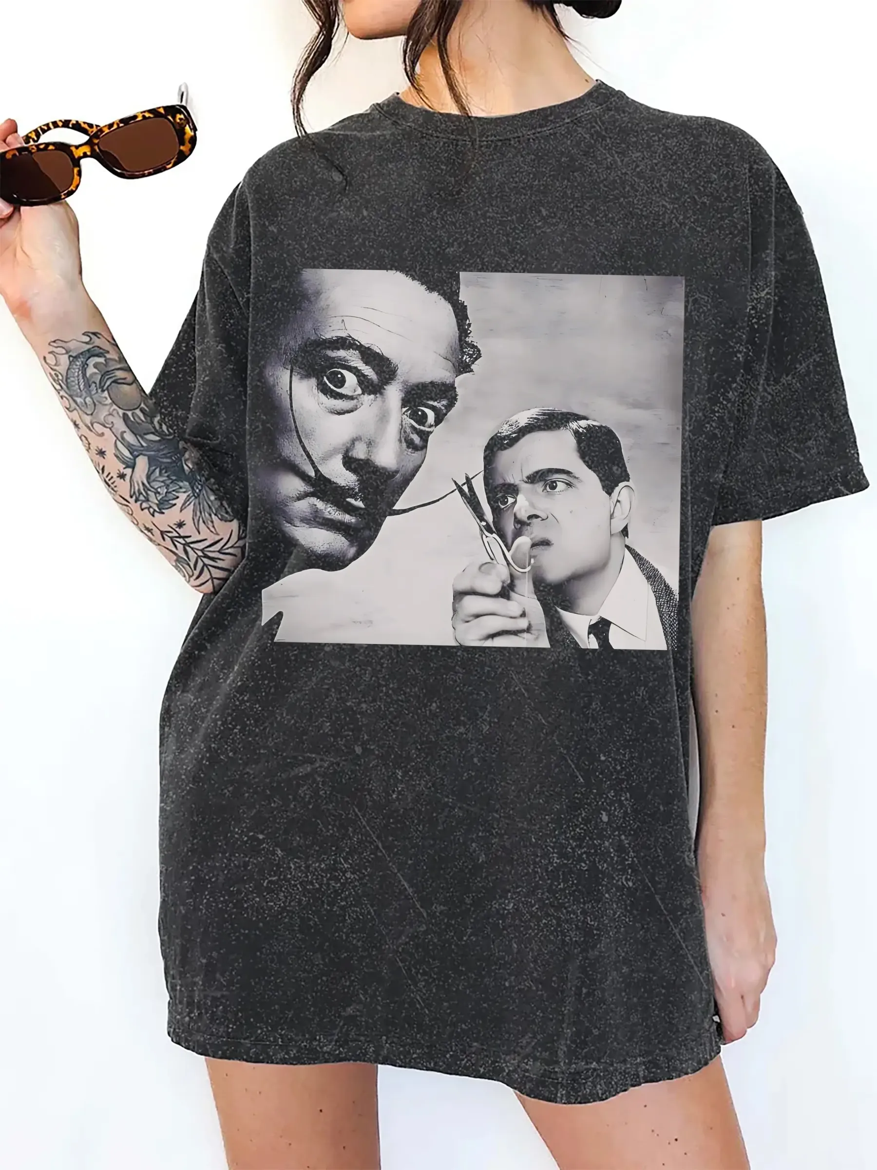 SALVADOR DALI AND HAIRDRESSER MR.BEAN T-SHIRT