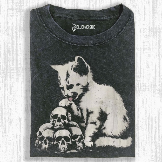 SPOOKY CAT SKULL VINTAGE T-SHIRT