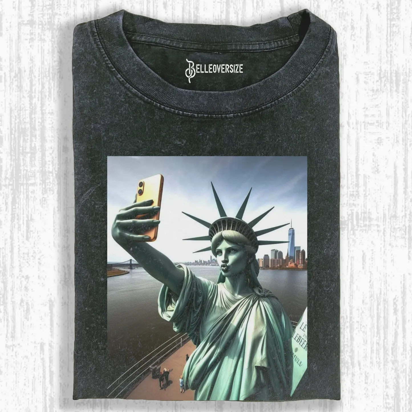 STATUE OF LIBERTY T-SHIRT