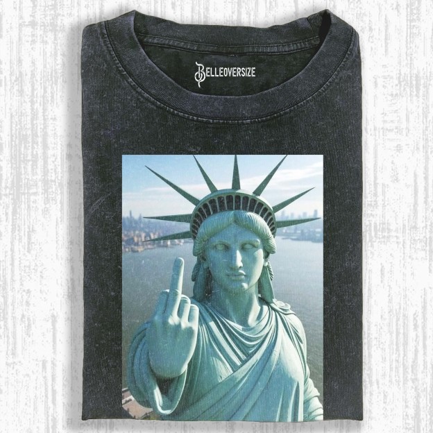 STATUE OF LIBERTY  T-SHIRT
