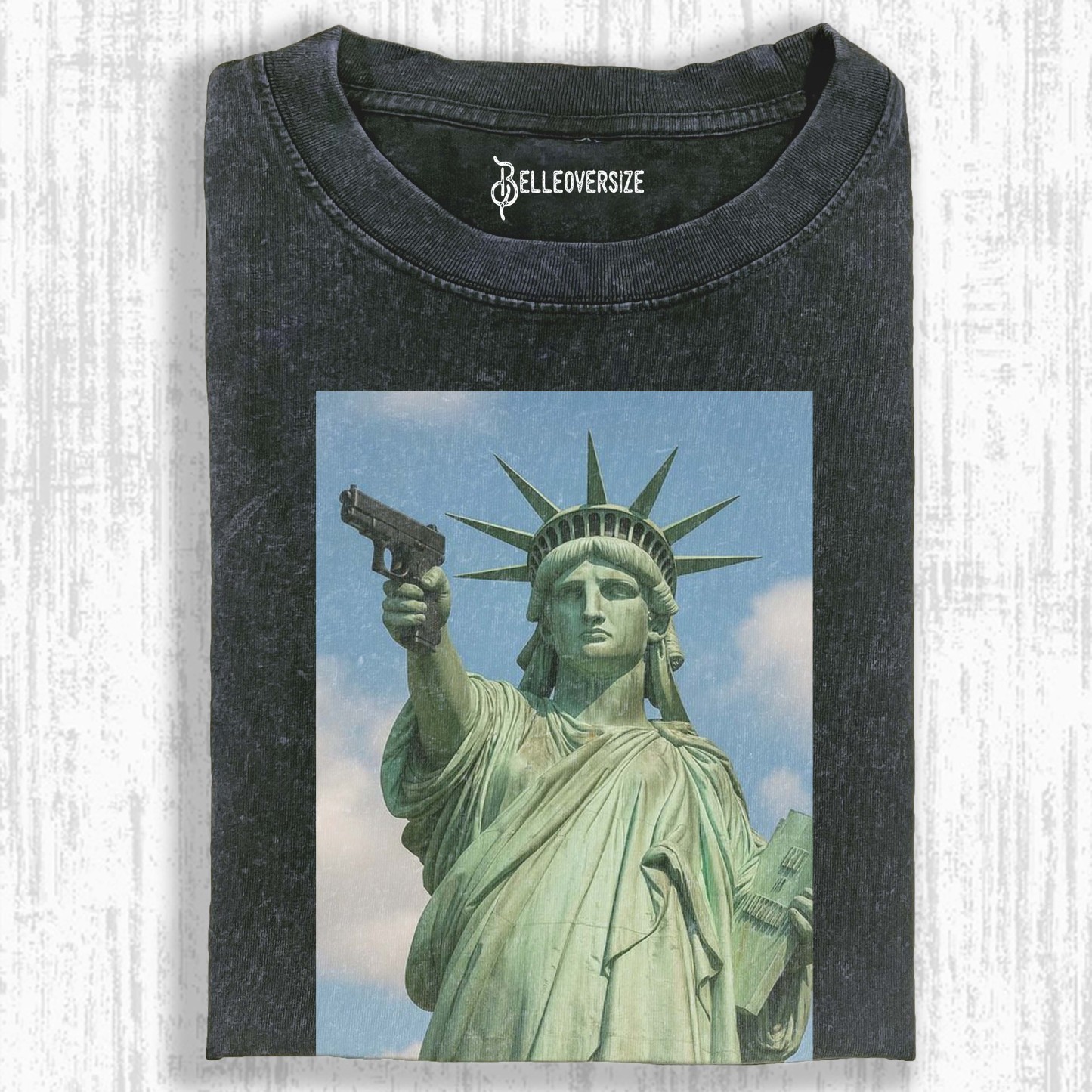 STATUE OF LIBERTY T-SHIRT