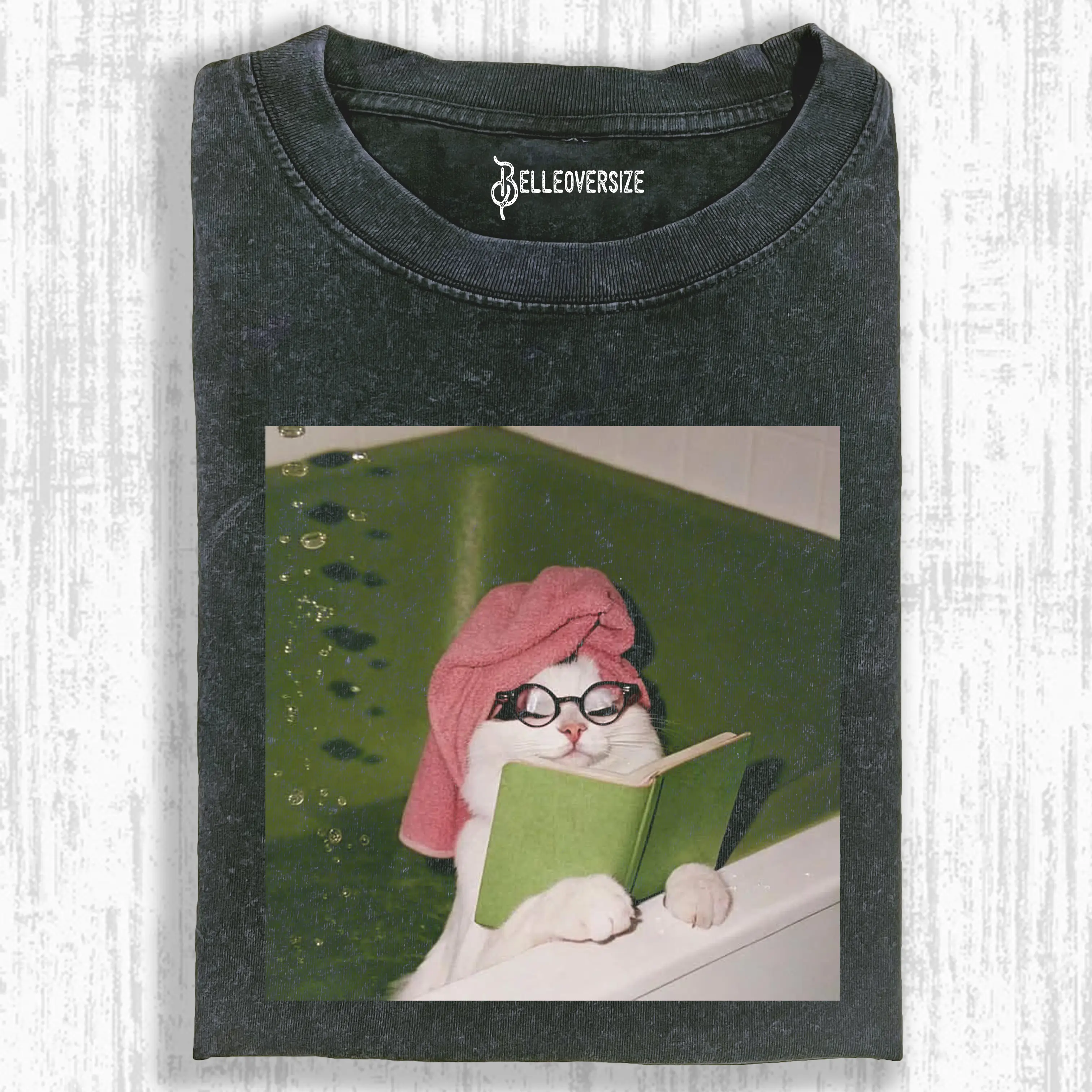 THE CAT WHO STUDIED HARD T-SHIRT