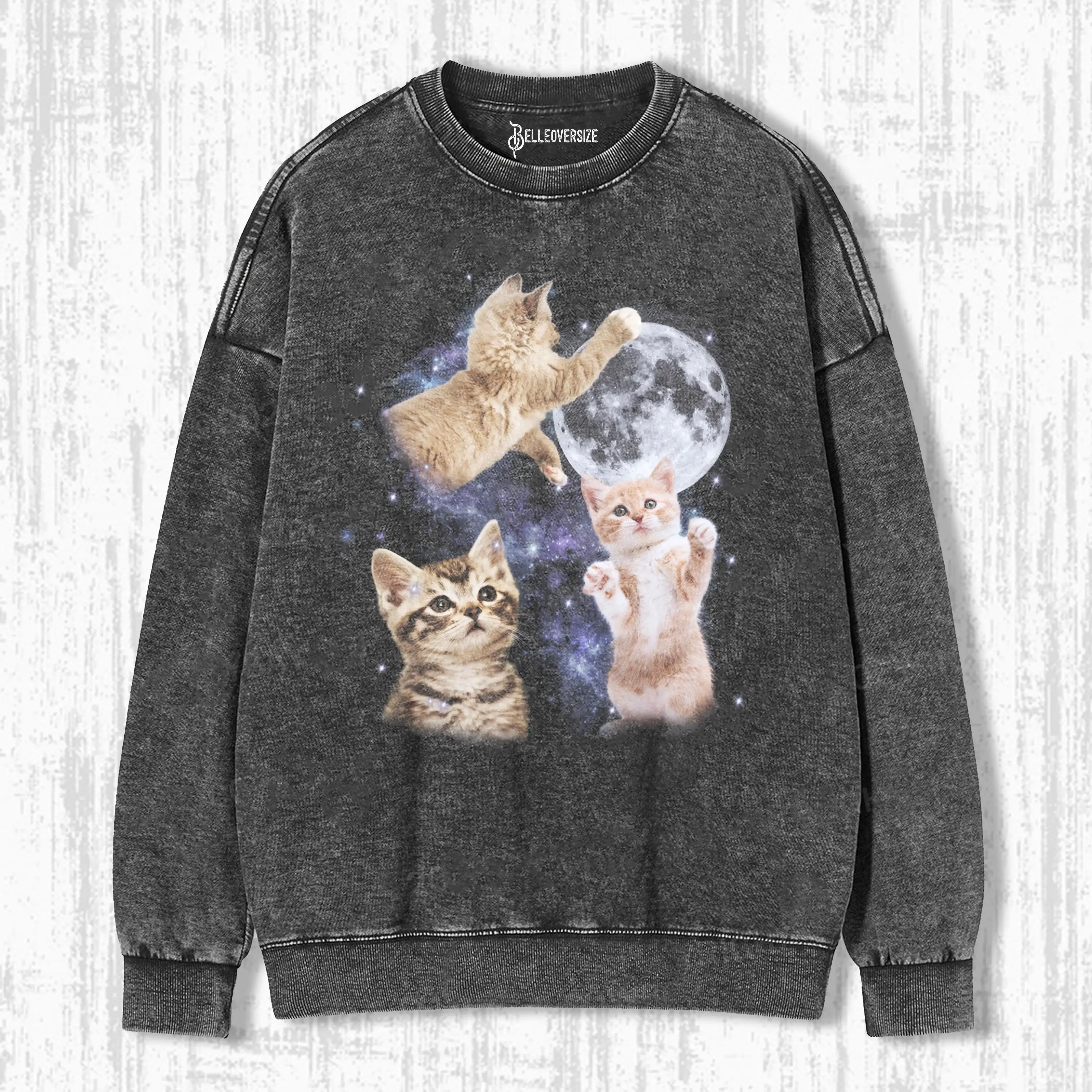 THREE CATS RETRO MOON GRAPHIC SWEATSHIRTS