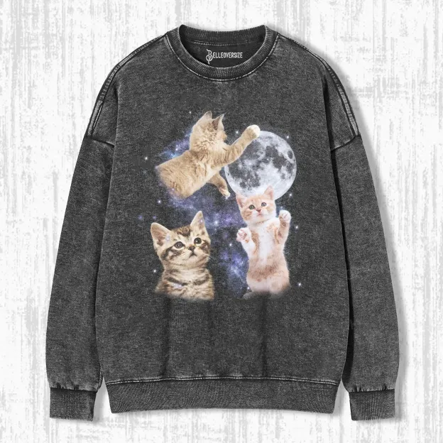 THREE CATS RETRO MOON GRAPHIC SWEATSHIRTS