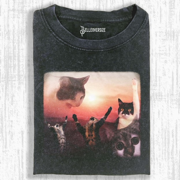 WACKY CAT T-SHIRT