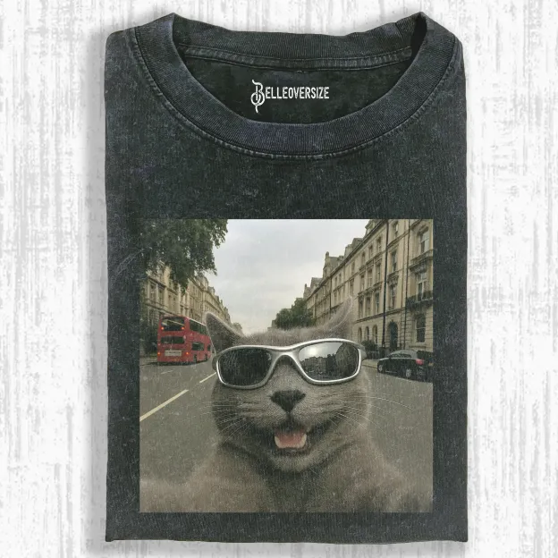 WACKY CAT T-SHIRT