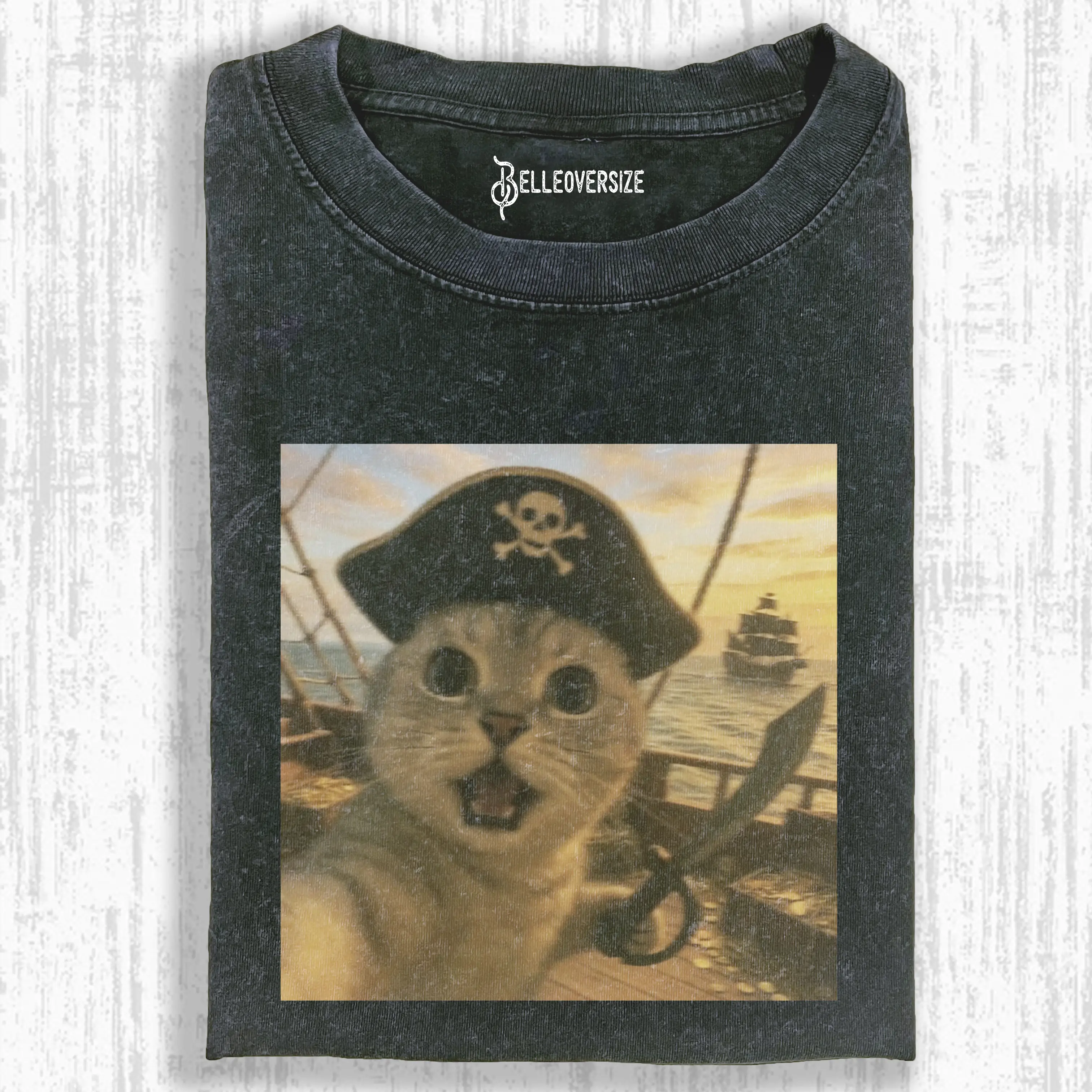 WACKY CAT  T-SHIRT 