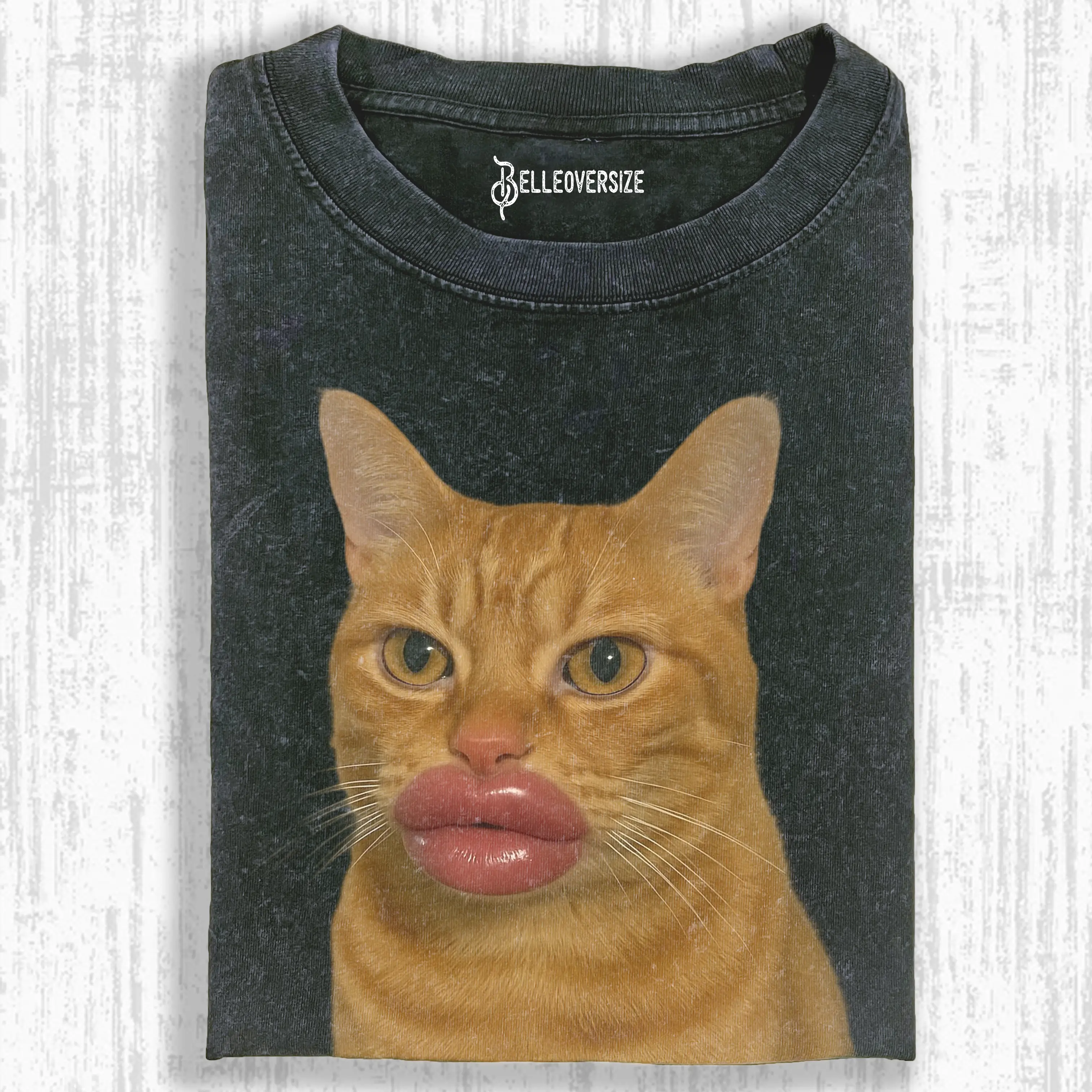 WACKY CAT  T-SHIRT