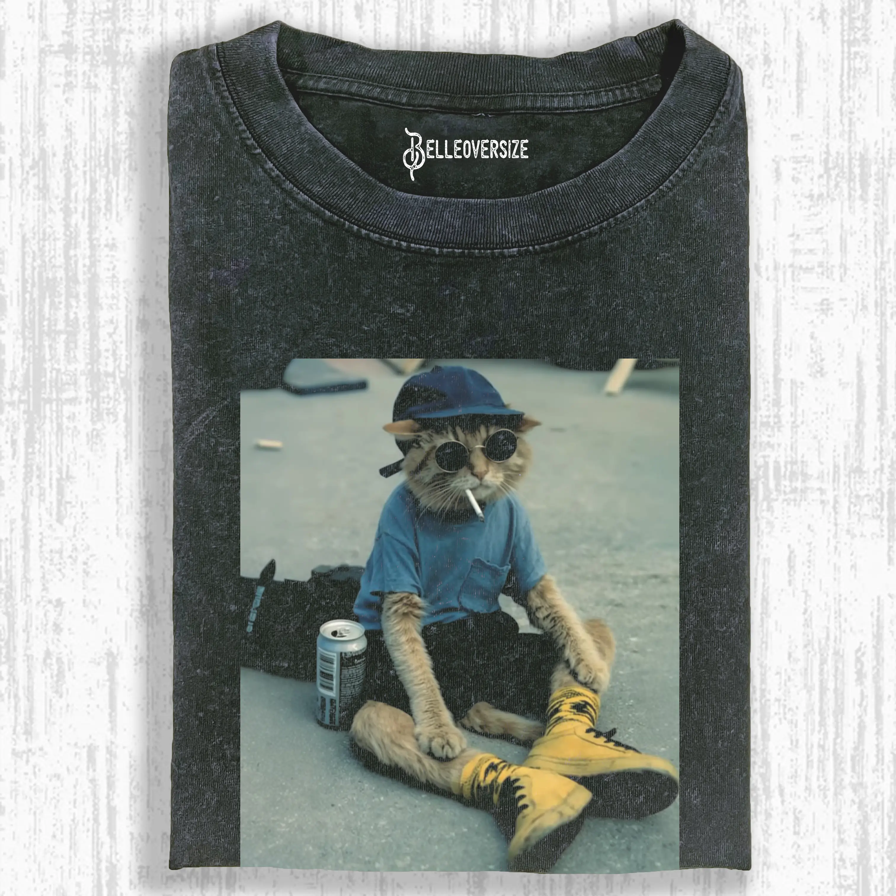 WACKY CAT  T-SHIRT