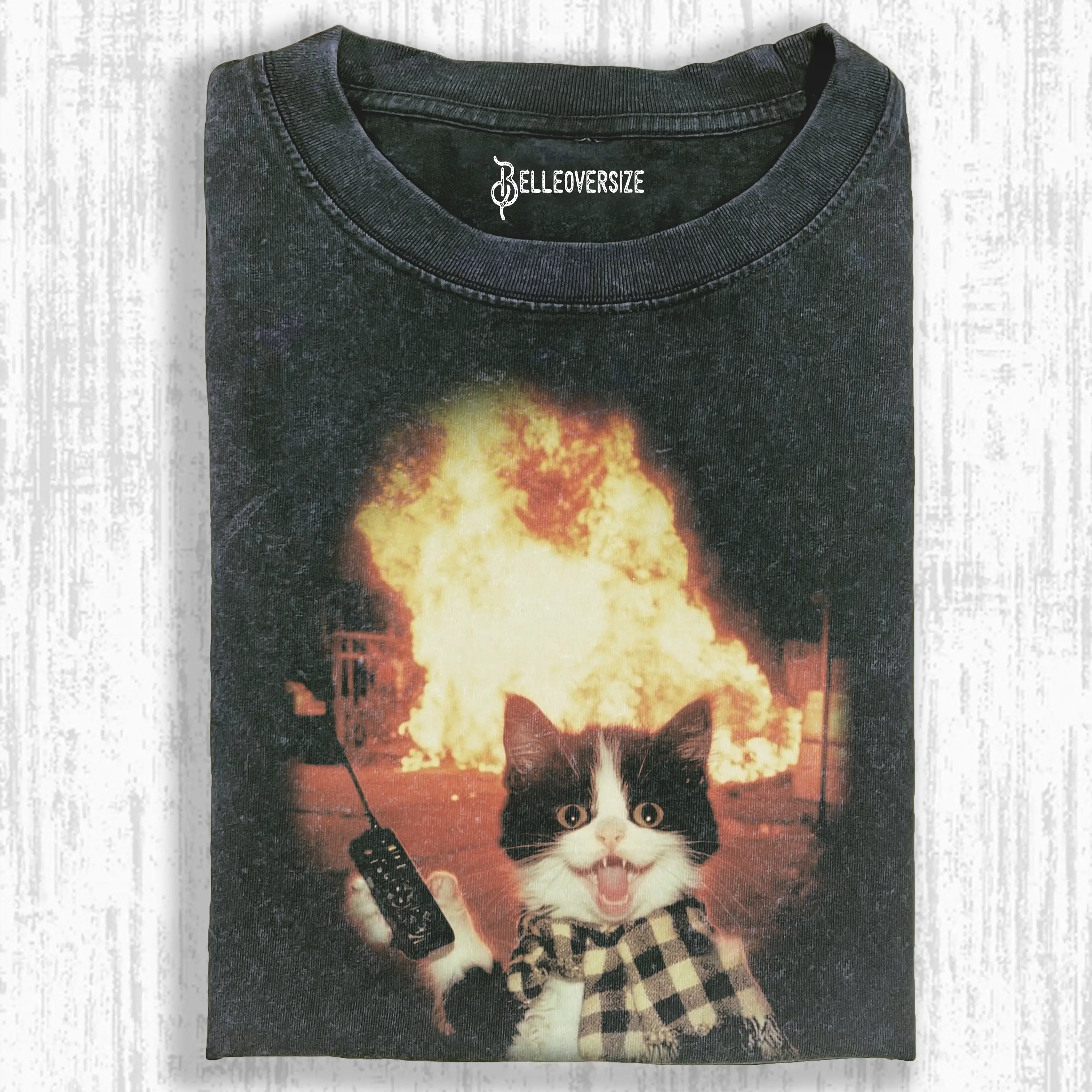 WACKY CAT  T-SHIRT