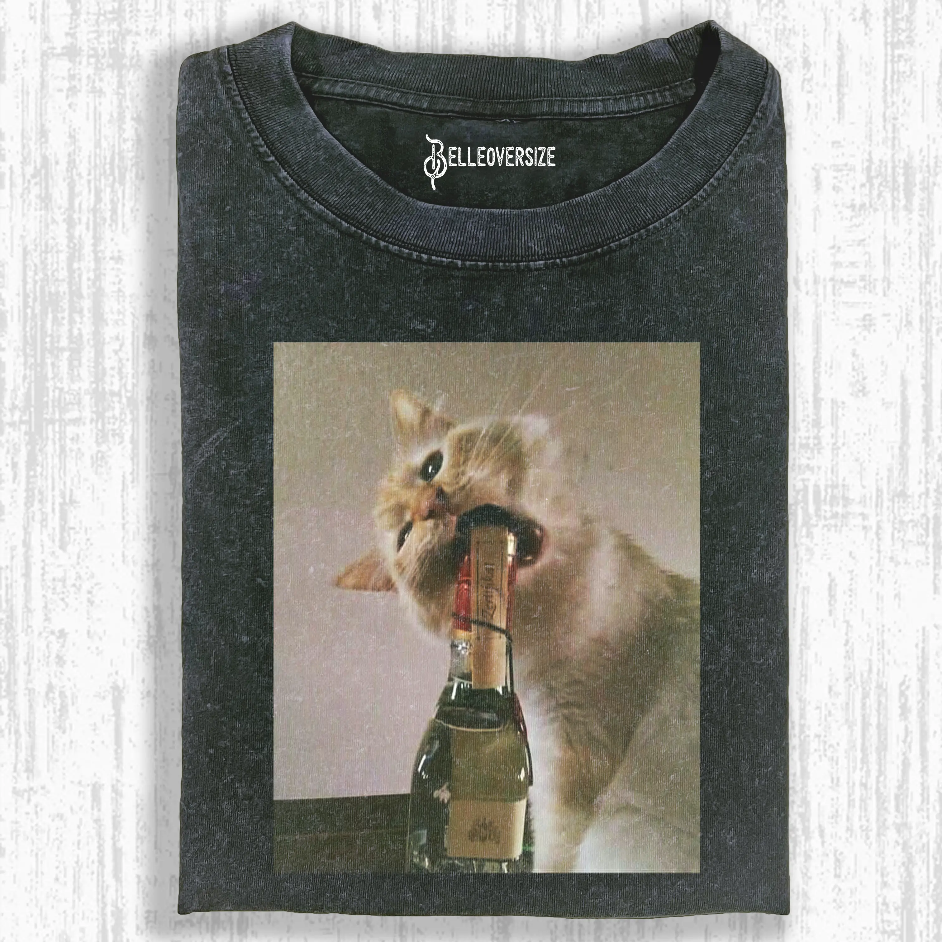 WACKY CAT  T-SHIRT