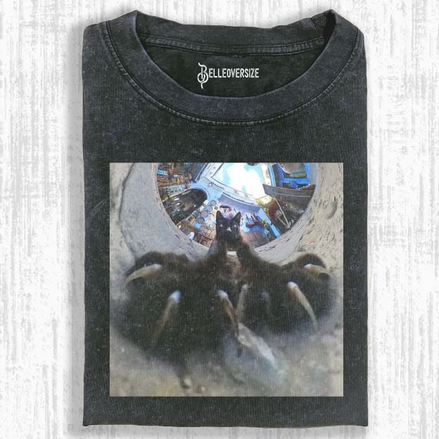WACKY CAT T-SHIRT