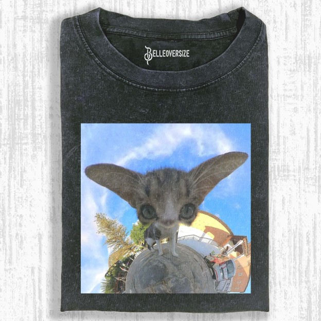 WACKY CAT T-SHIRT