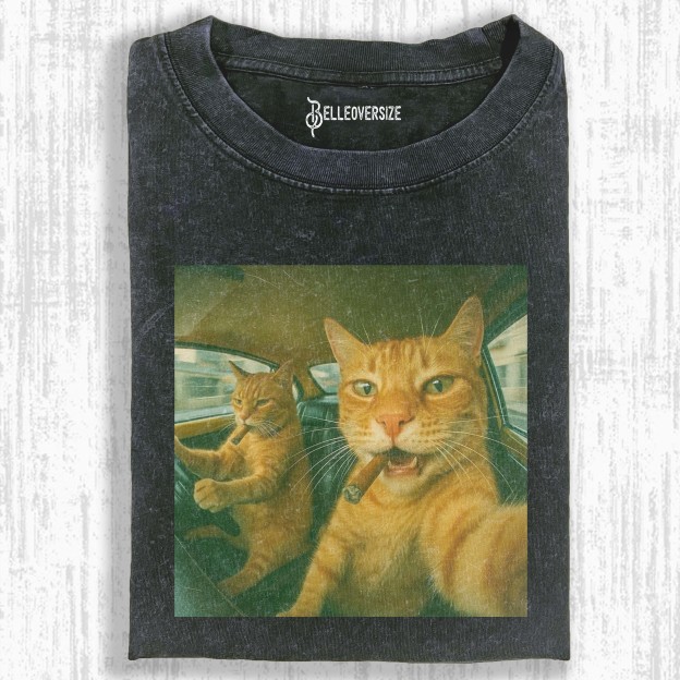 WACKY CAT  T-SHIRT