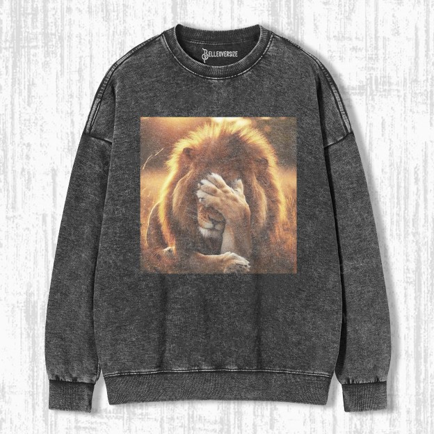 WACKY LION SWEATSHIRTS