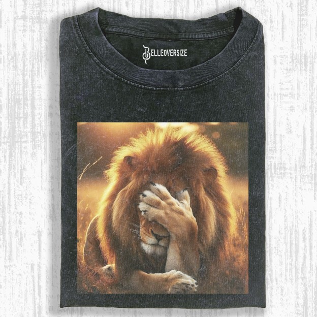 WACKY LION T-SHIRT