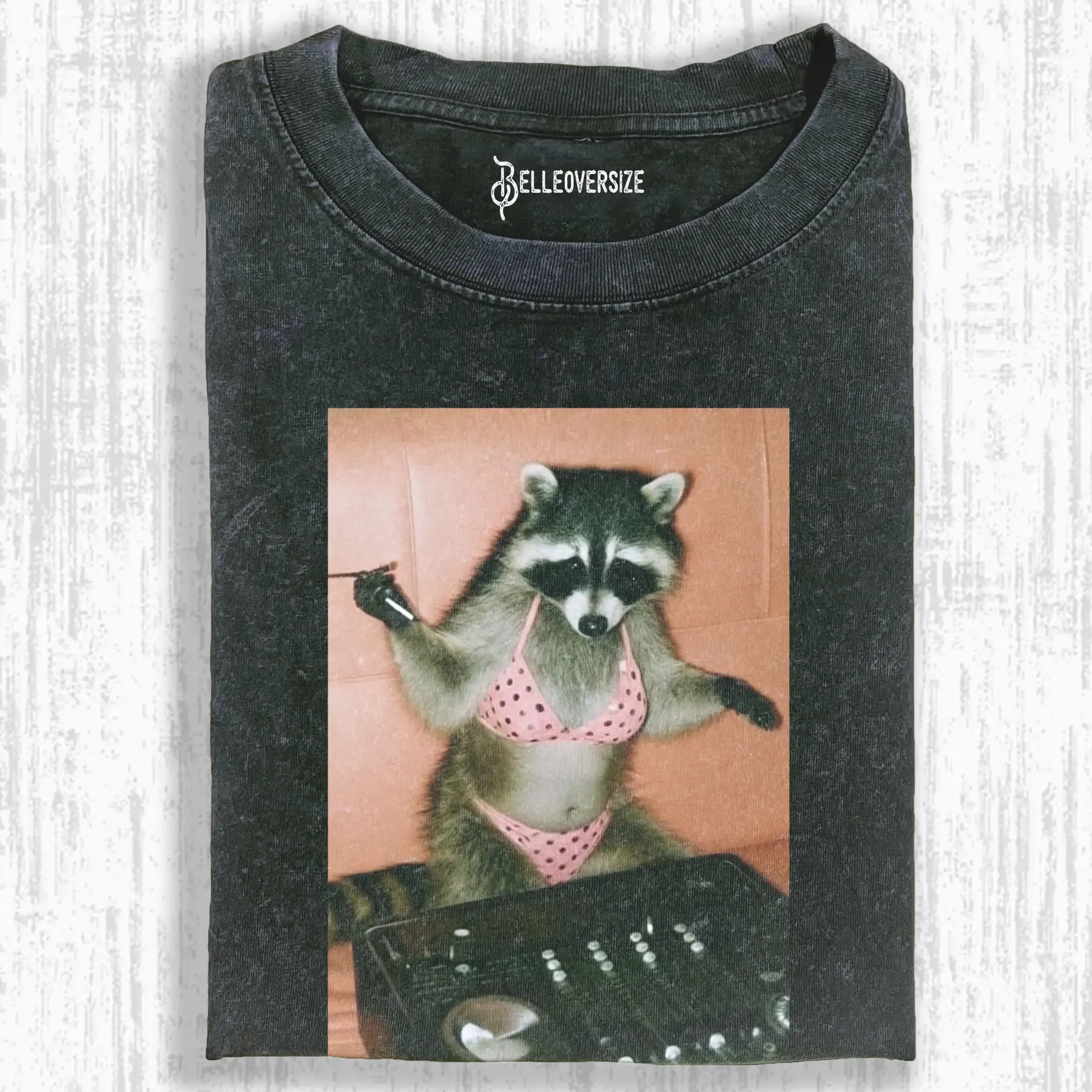 WACKY RACCOON T-SHIRT