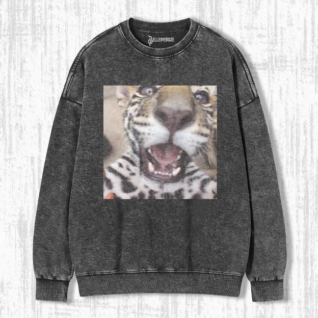 WACKY TIGER SWEATSHIRT