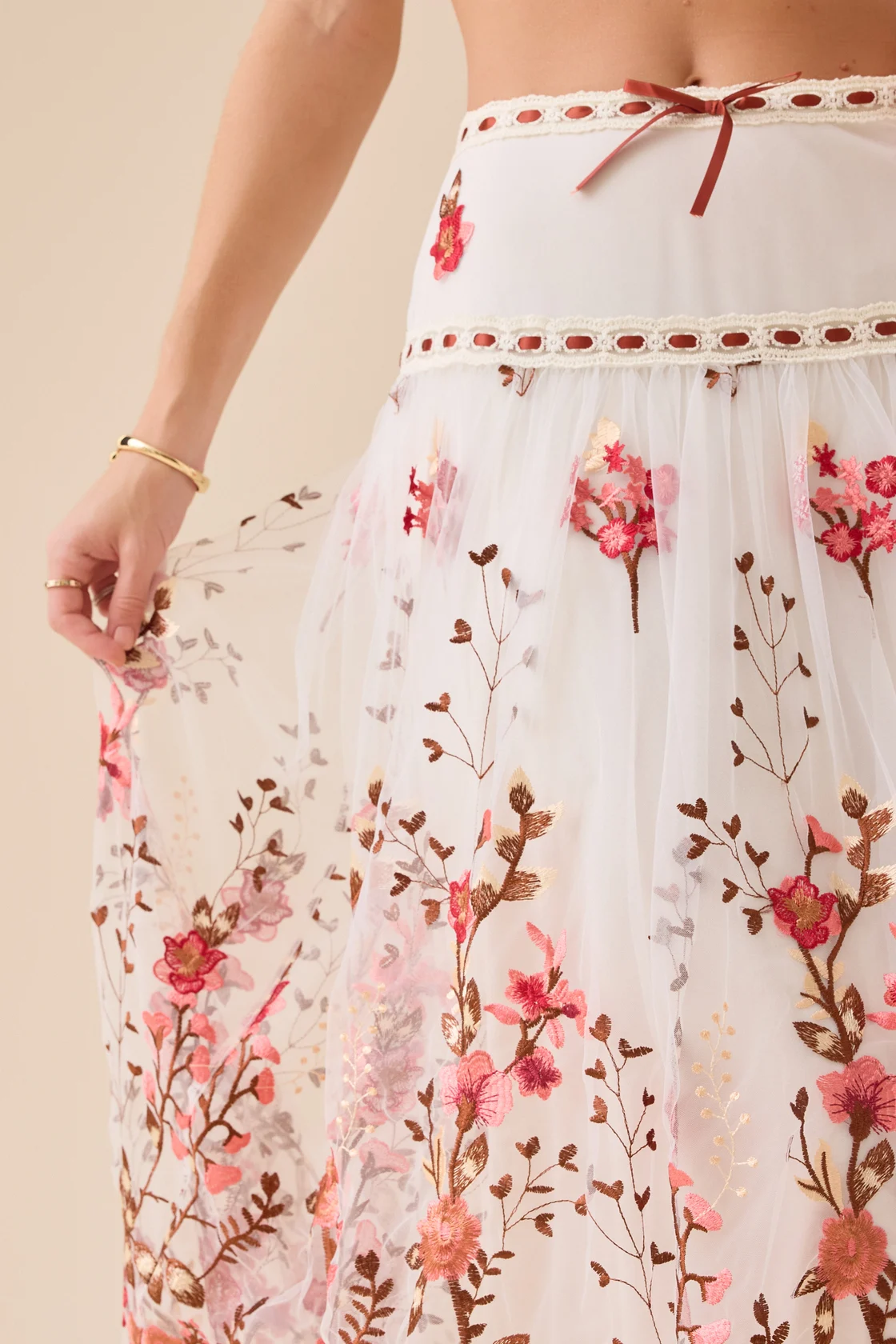 Glamorous Tie - Strap Floral Crop Top & Maxi Skirt Set