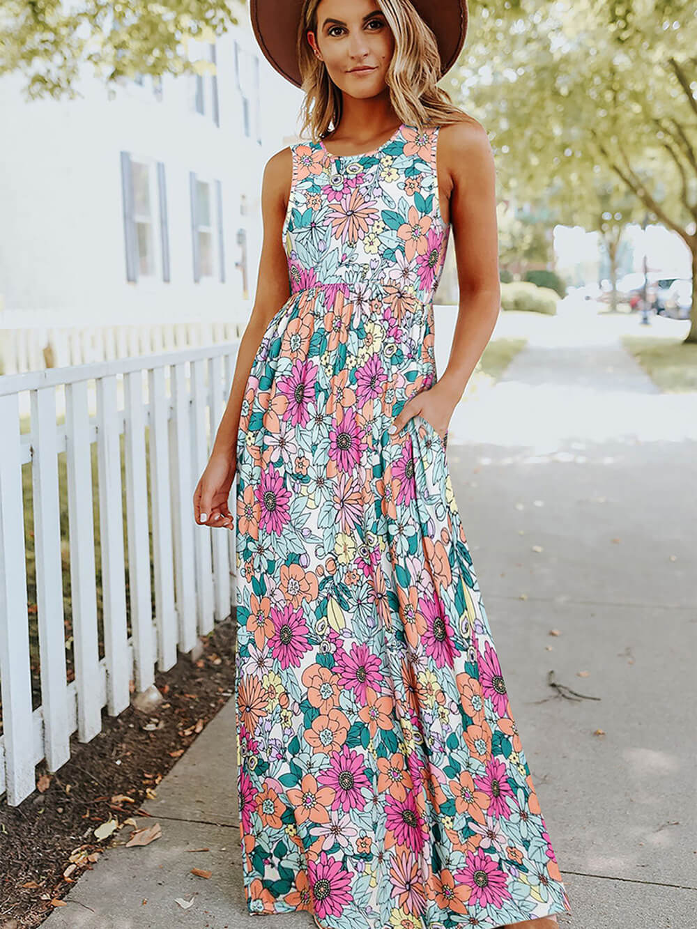 Sleeveless Maxi Dress: High Waist Hippie Floral-CALLISTARI