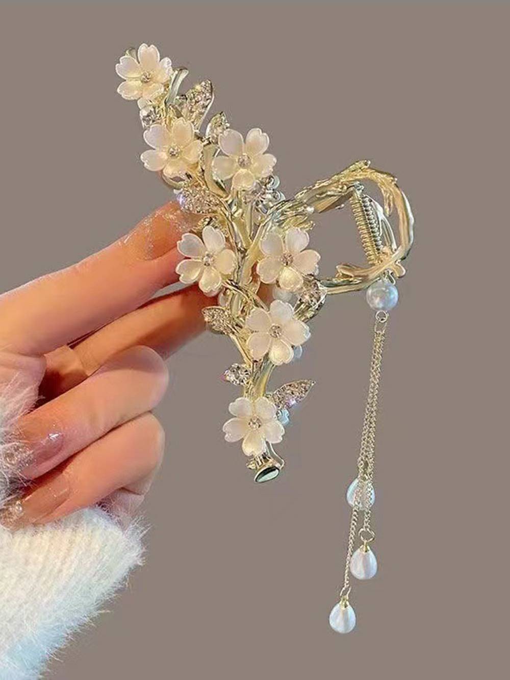 Red Rose Hair Clip with Tassel Shark Clip-CALLISTARI