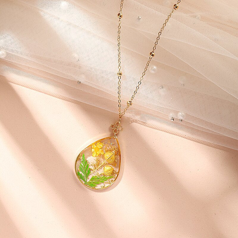 Resin Pressed Flower Necklaces - Gold Foil Tulip & Ferns-CALLISTARI