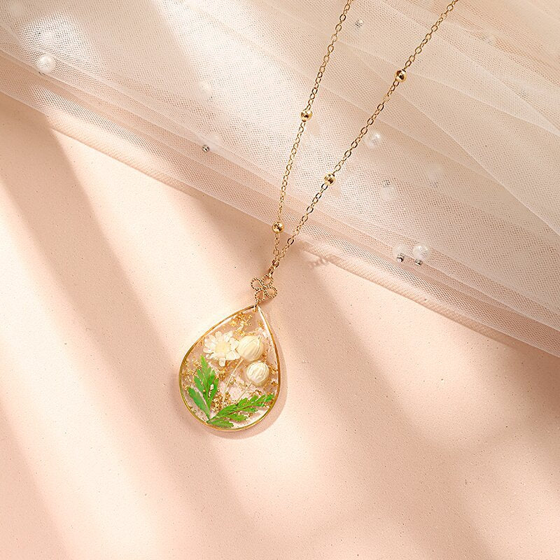 Resin Pressed Flower Necklaces - Gold Foil Tulip & Ferns-CALLISTARI