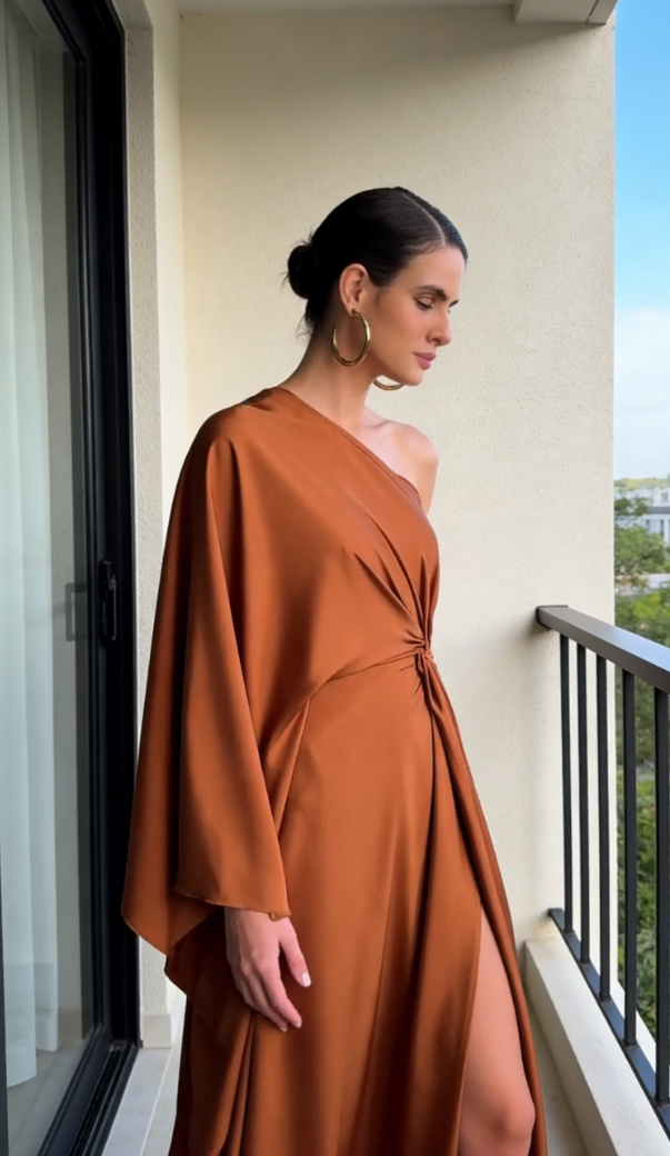 Terracotta-colored one-shoulder pleated maxi dress