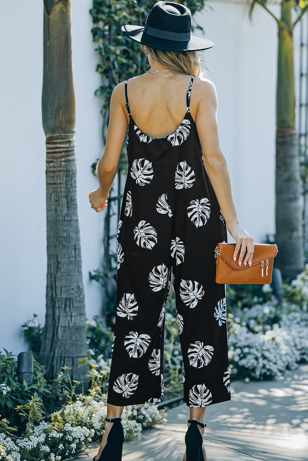 Botanical Print Spaghetti Strap Cropped Jumpsuit-aritzao