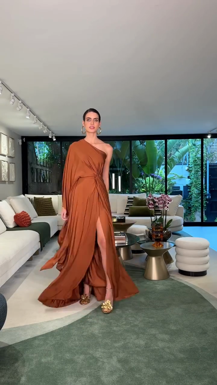 Terracotta-colored one-shoulder pleated maxi dress