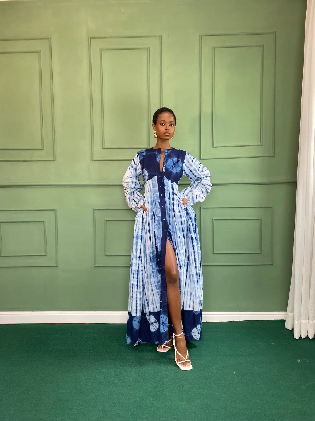 Glam Tie - Dye Print Ruched Sleeve Maxi Dress