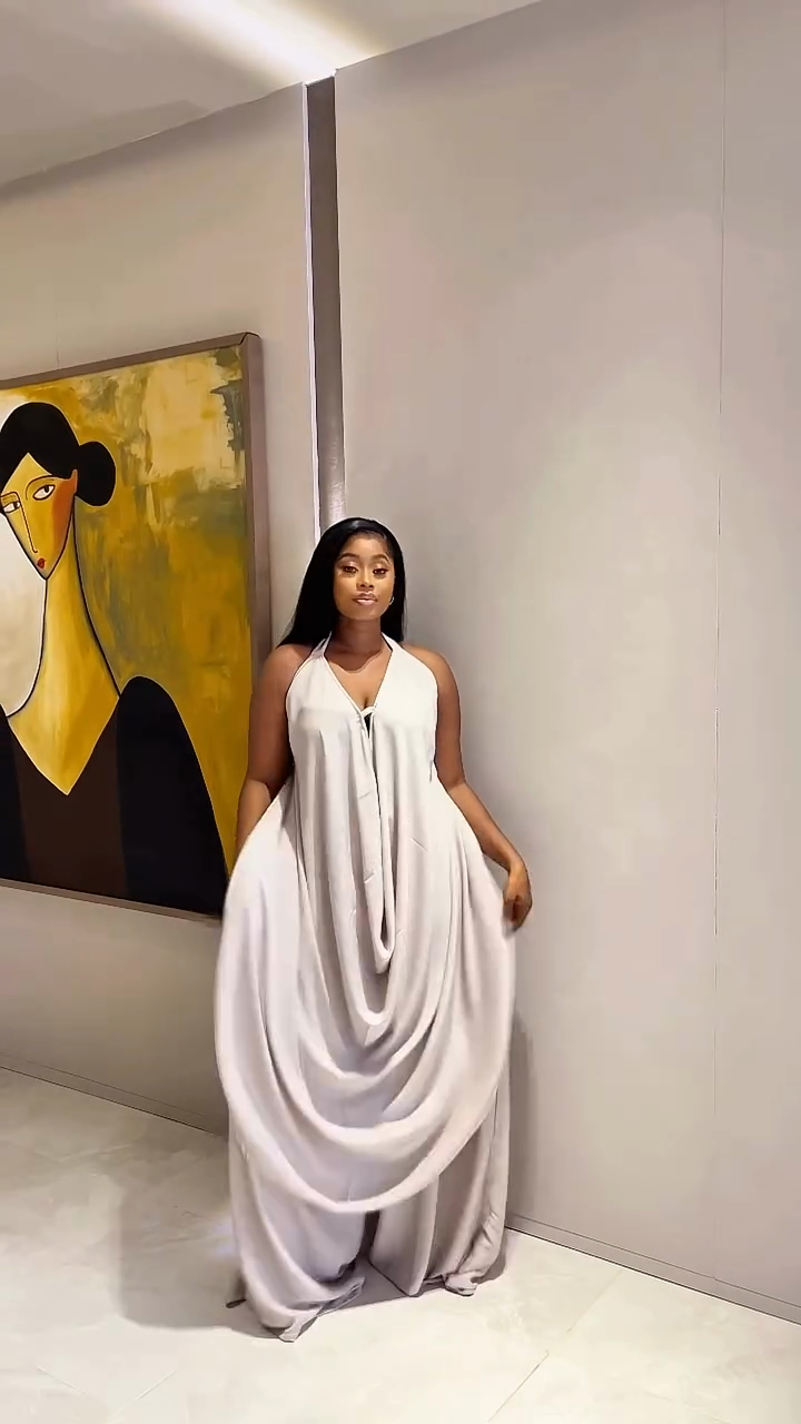 Backless ruffled top and wide-leg pants set