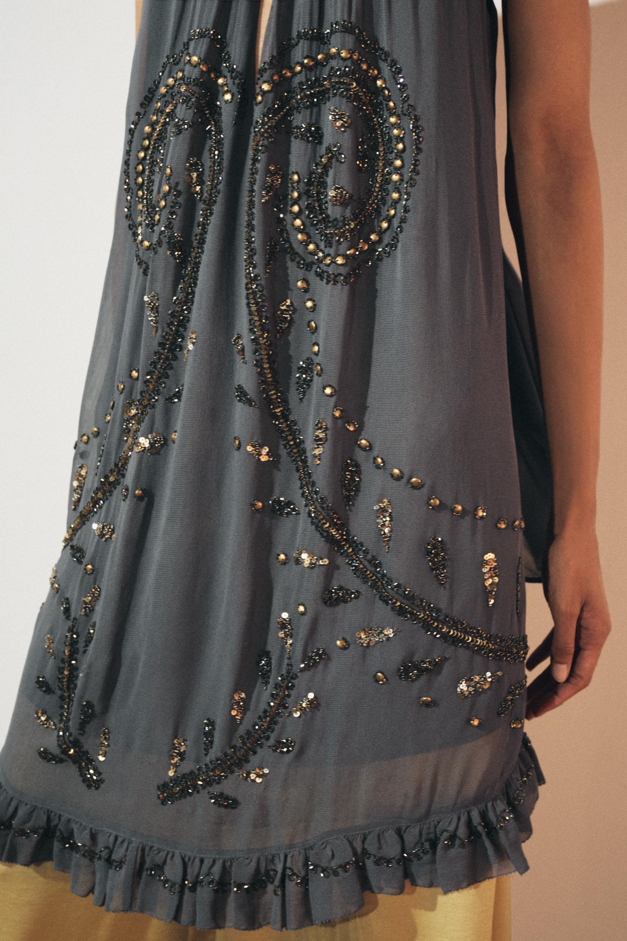 Grey Halter Neck Embellished Maxi Dress-aritzao