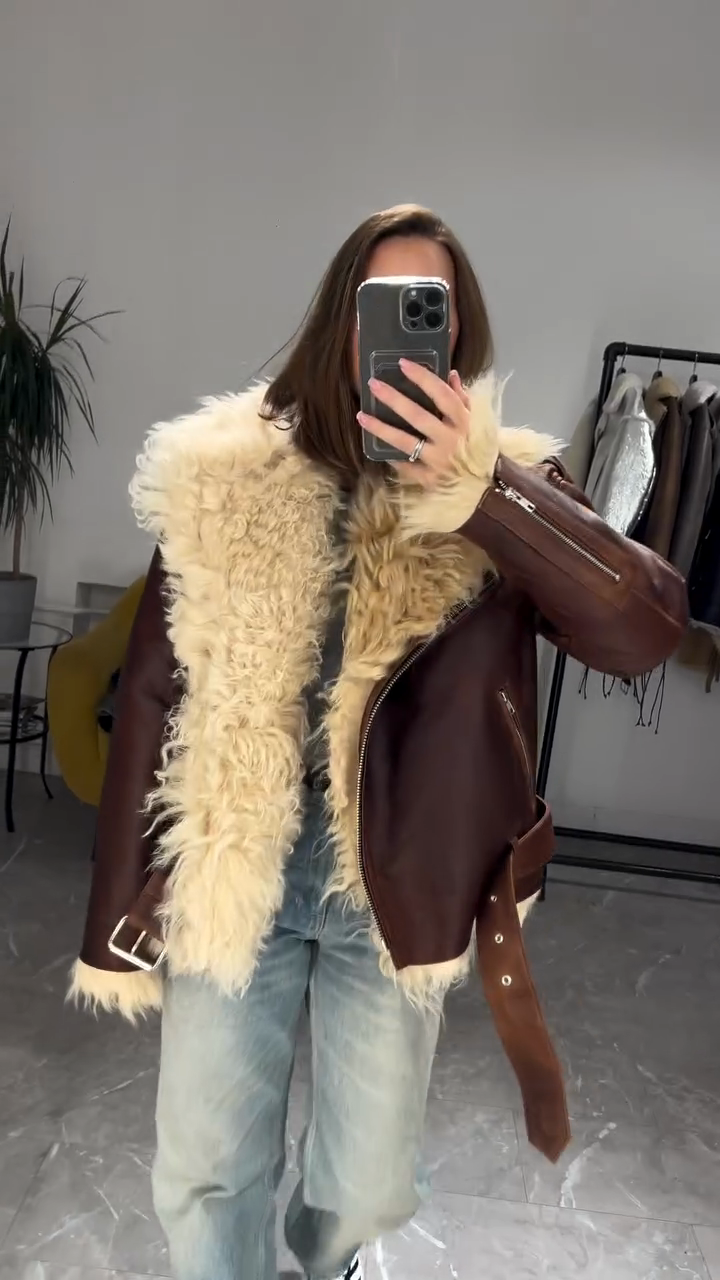 Brown Shearling - Collared Leather Jacket-aritzao
