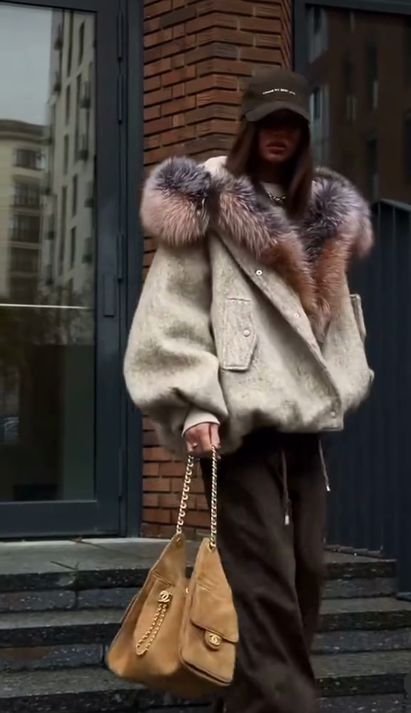 Beige faux fur trim hooded jacket