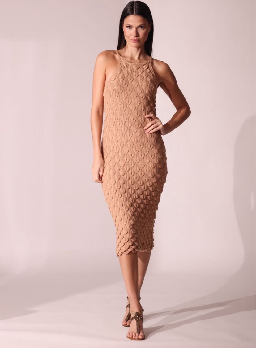 Textured knit backless midi dress