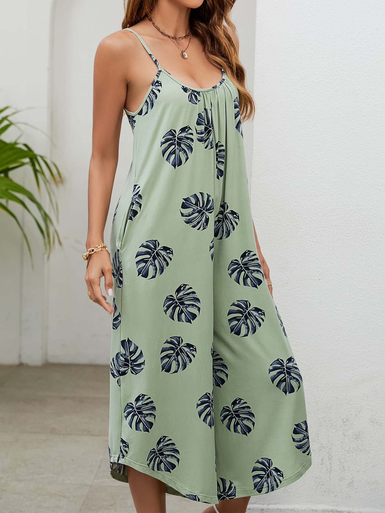 Botanical Print Spaghetti Strap Scoop Neck Jumpsuit-aritzao