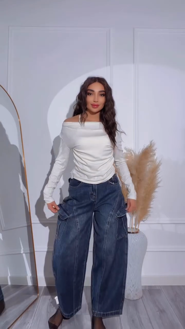 Dark washed wide-leg cargo jeans