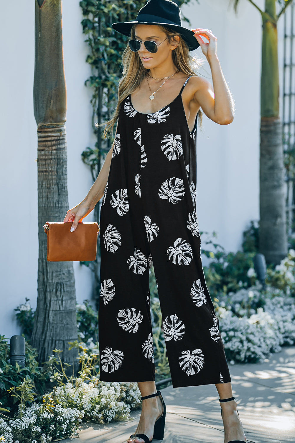 Botanical Print Spaghetti Strap Cropped Jumpsuit-aritzao